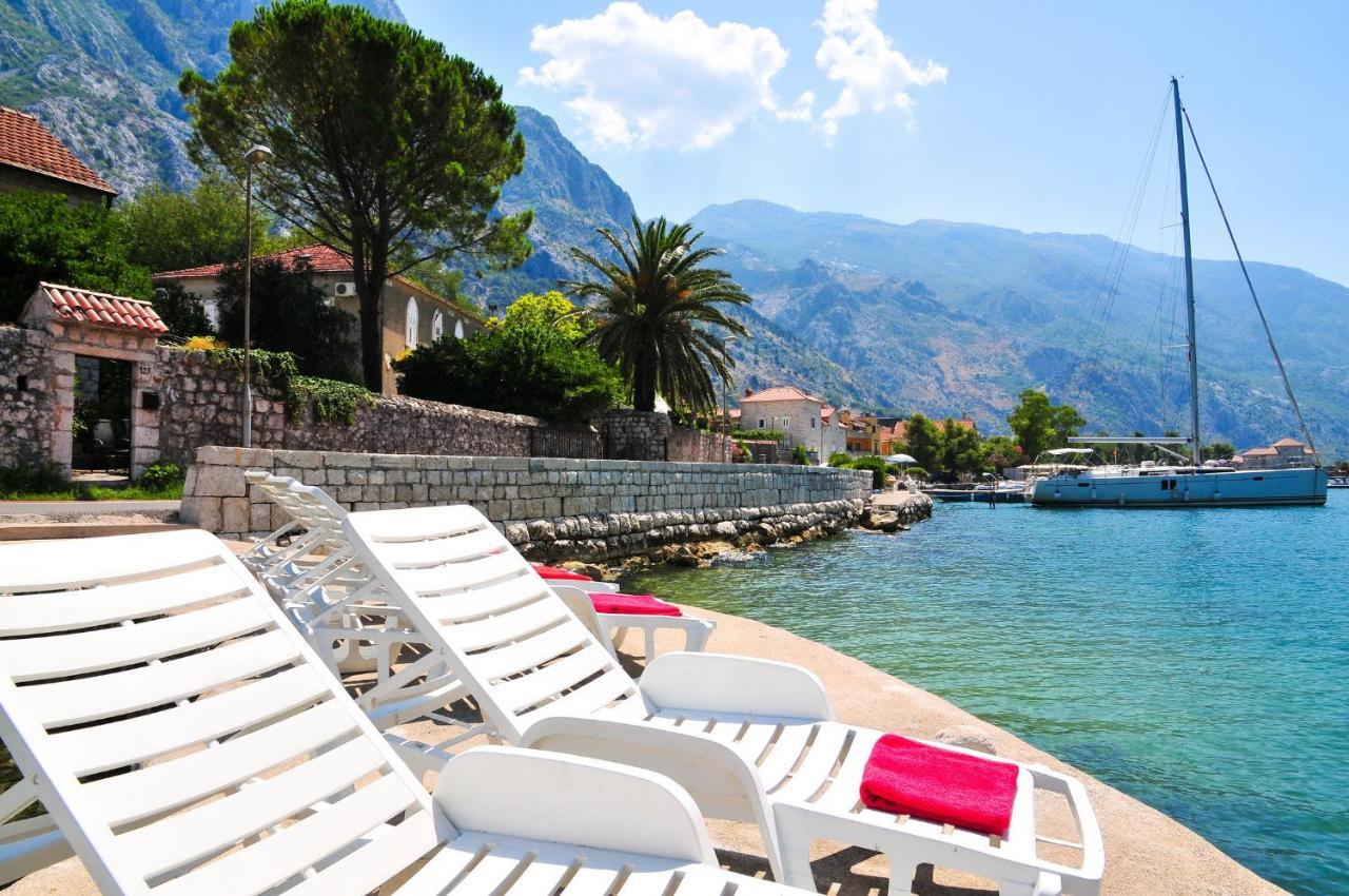 Holiday Home Maris Kotor Eksteriør billede